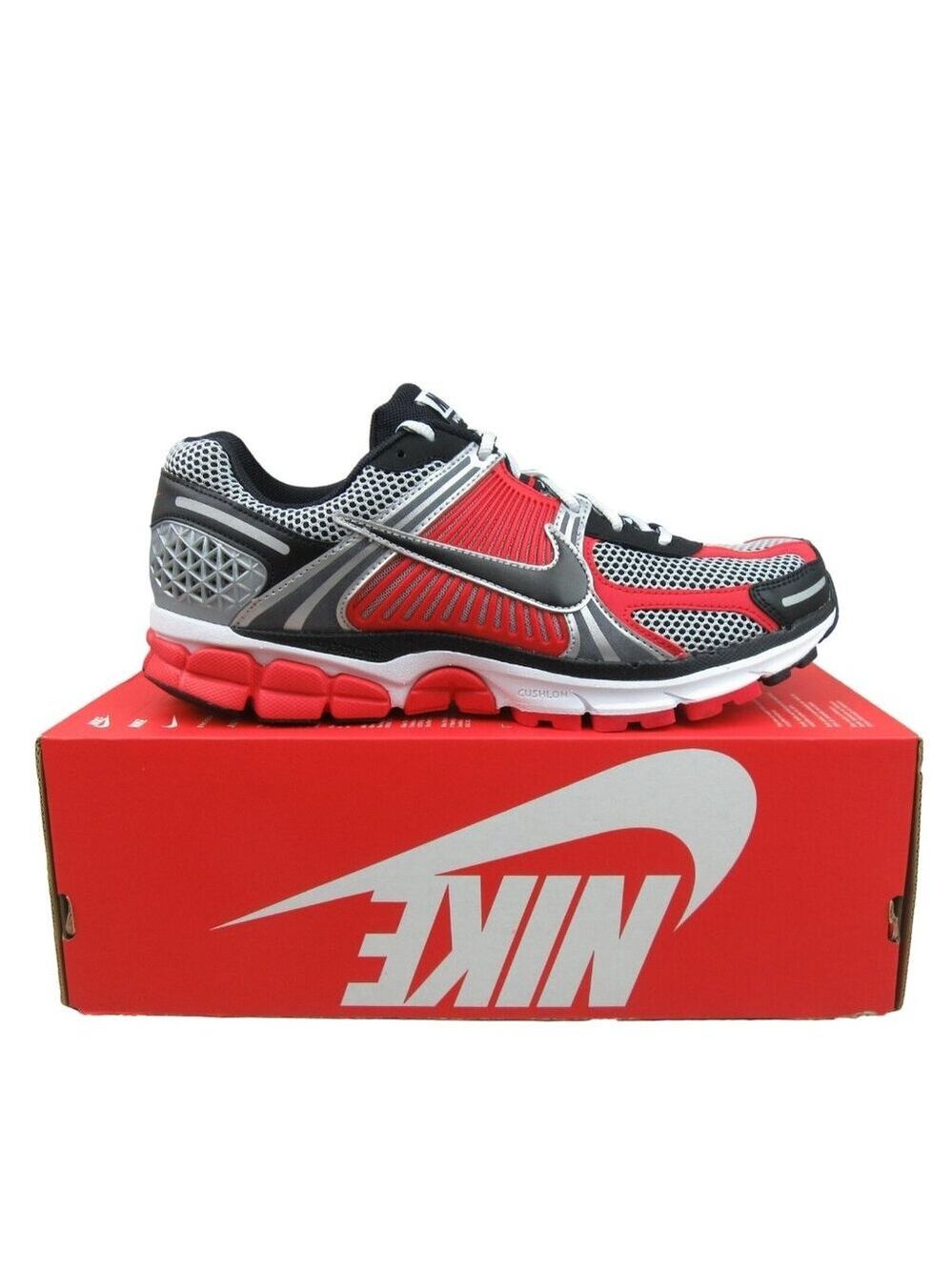 Nike Zoom Vomero 5 Athletic Shoes Men's Size 10 Red Black Silver NEW